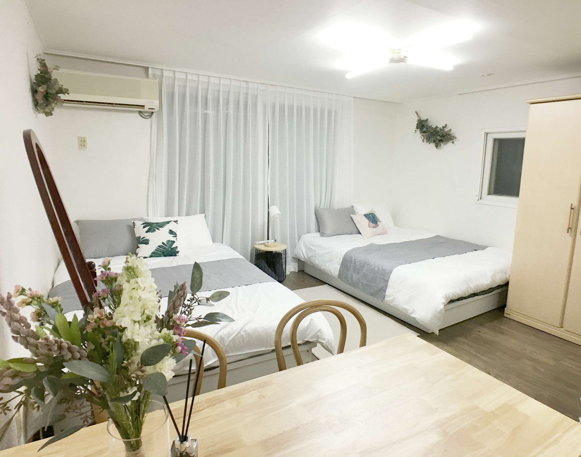 Sunny House Hongik Snt 1Mins Daire Seul Dış mekan fotoğraf